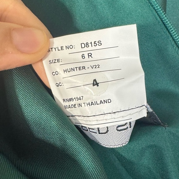 ALFRED SUNG One-Shoulder Green Dress with pockets - Picture 16 of 16